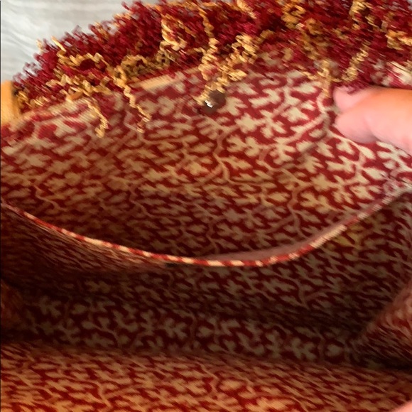 Bella Cloth Hand Bag - Picture 6 of 9